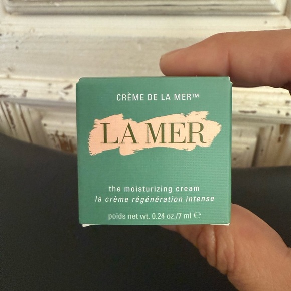 New In Box La Mer Skin Care Travel Set - Picture 4 of 6